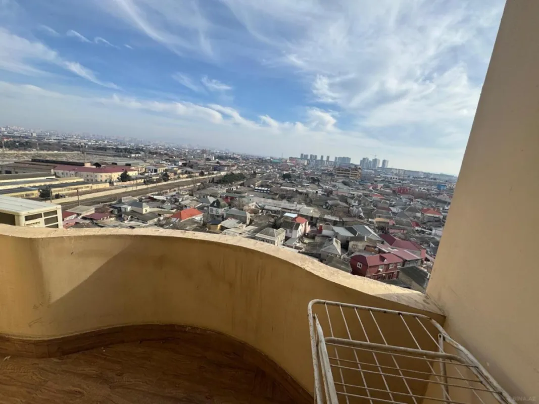 Satılır 3 otaqlı mənzil 115 m²