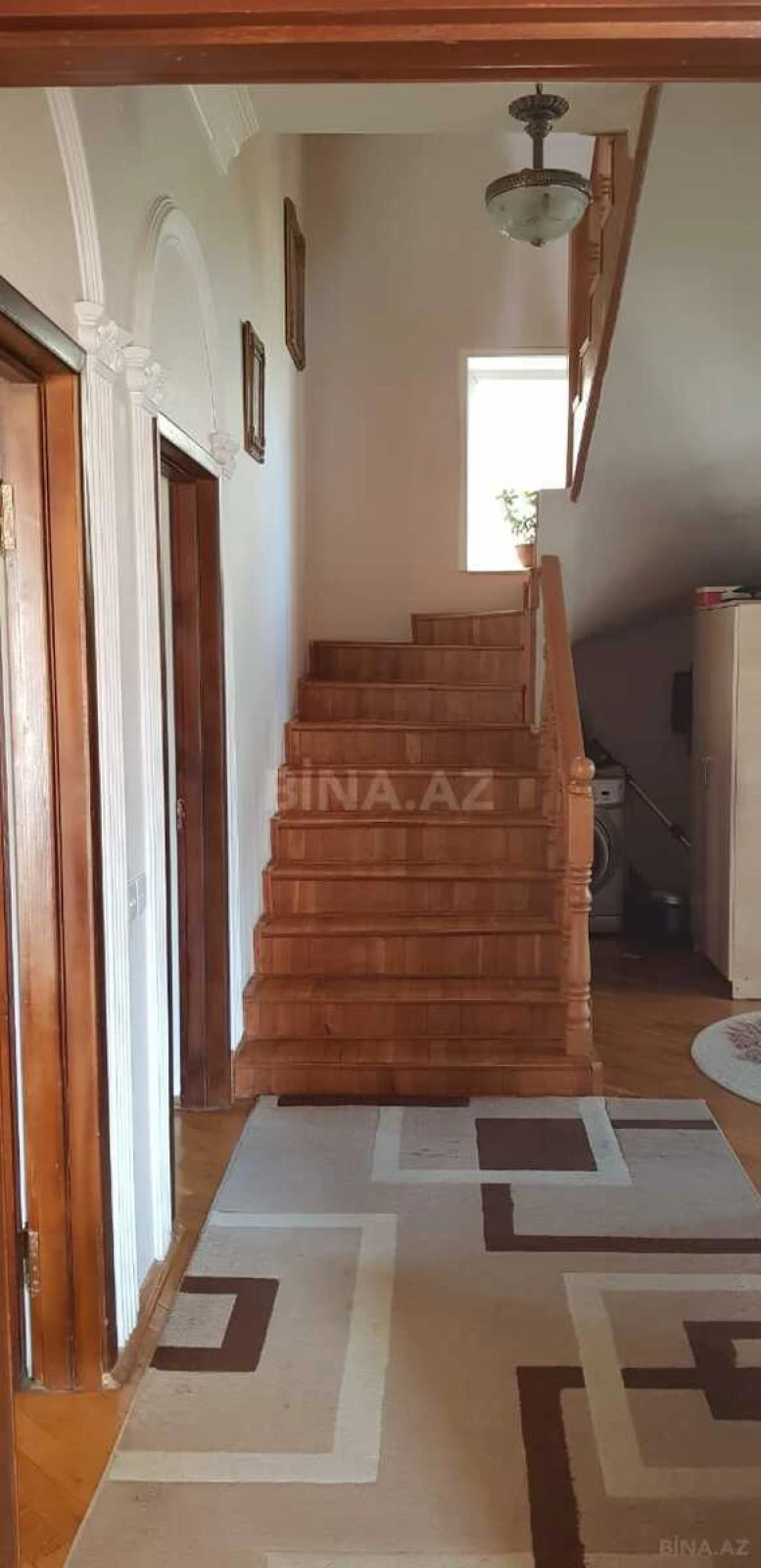 Satılır 6 otaqlı həyət evi 220 m²