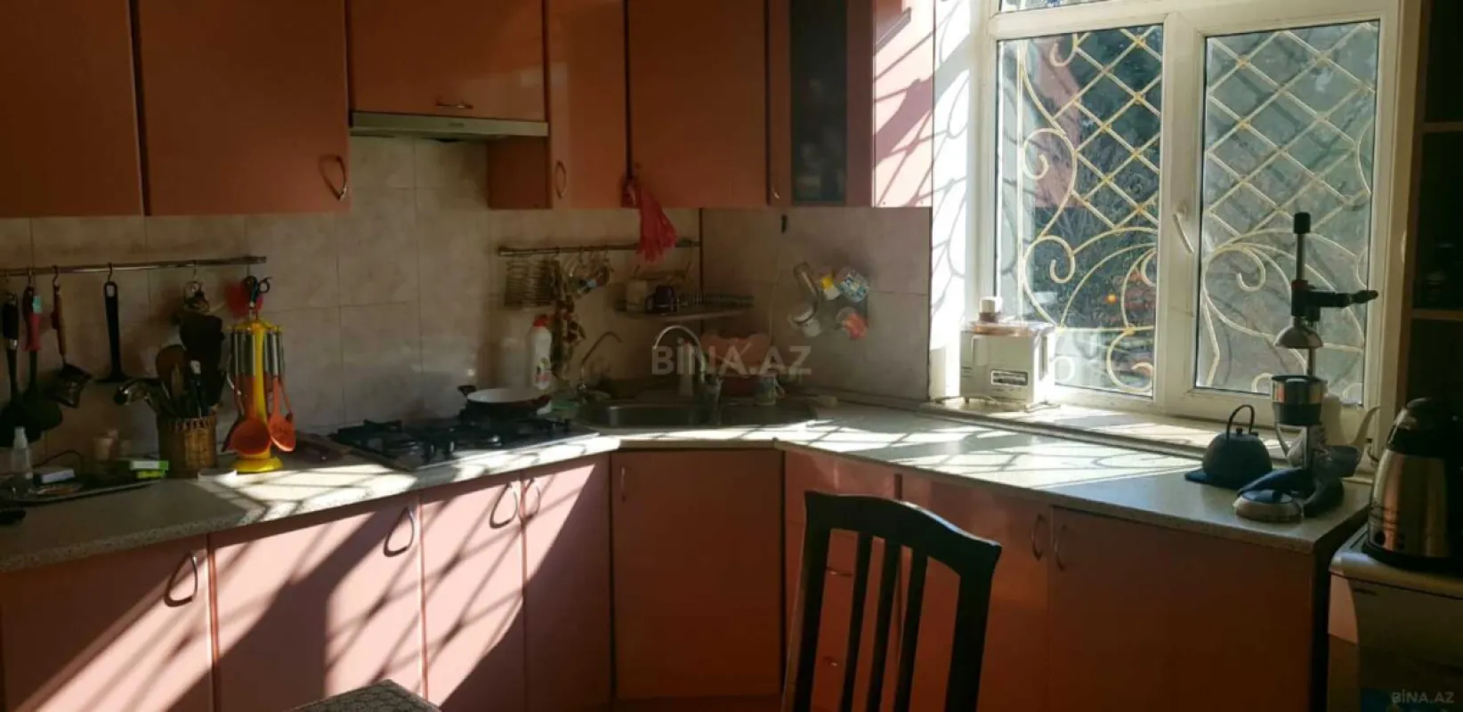 Satılır 6 otaqlı həyət evi 220 m²