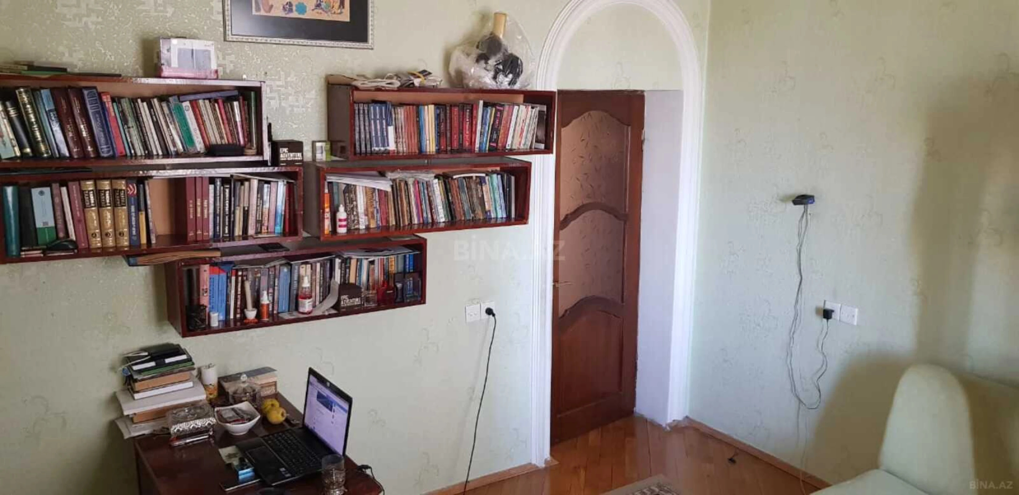 Satılır 6 otaqlı həyət evi 220 m²