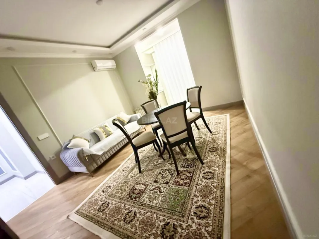 Kirayə verilir 2 otaqlı mənzil 60 m²