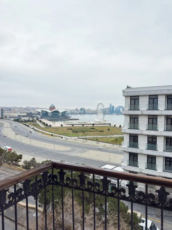 Satılır 2 otaqlı mənzil 47 m²