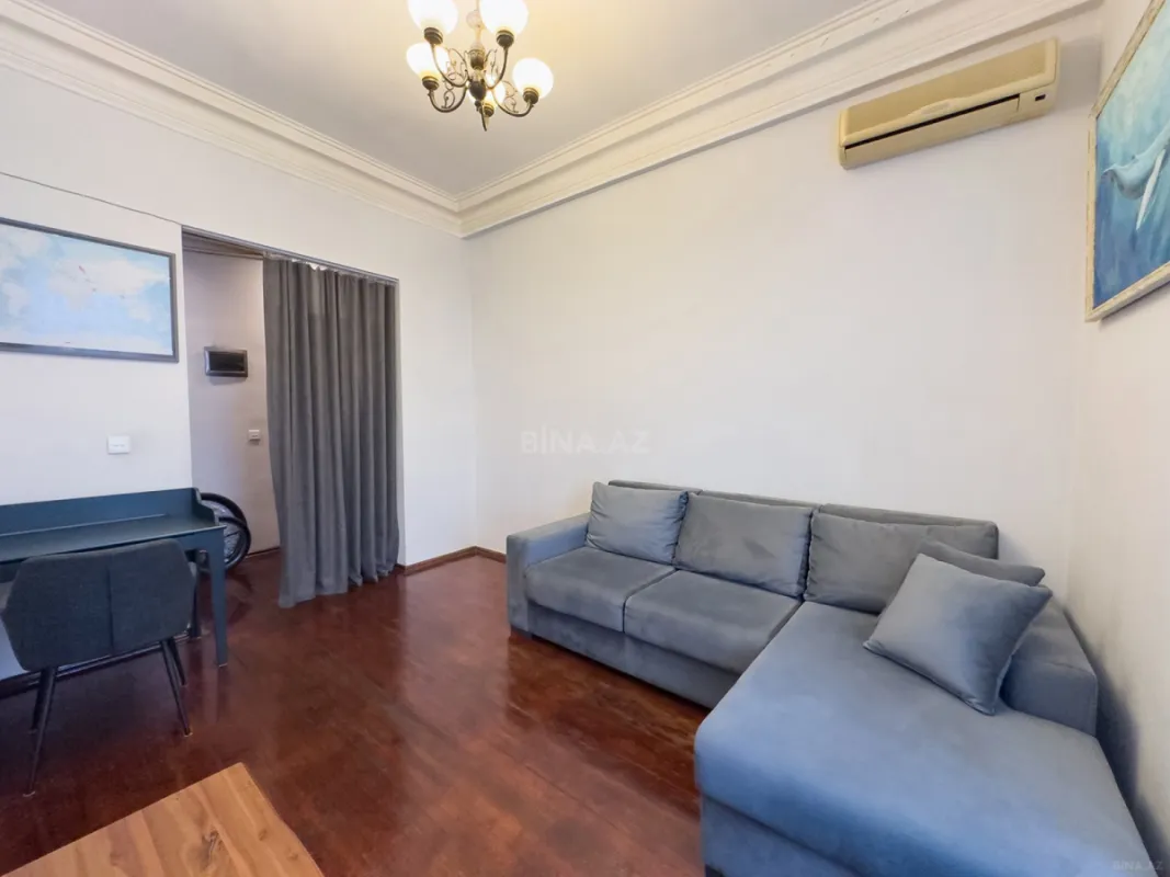 Satılır 2 otaqlı mənzil 47 m²
