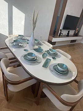 Kirayə verilir 2 otaqlı mənzil 95 m²