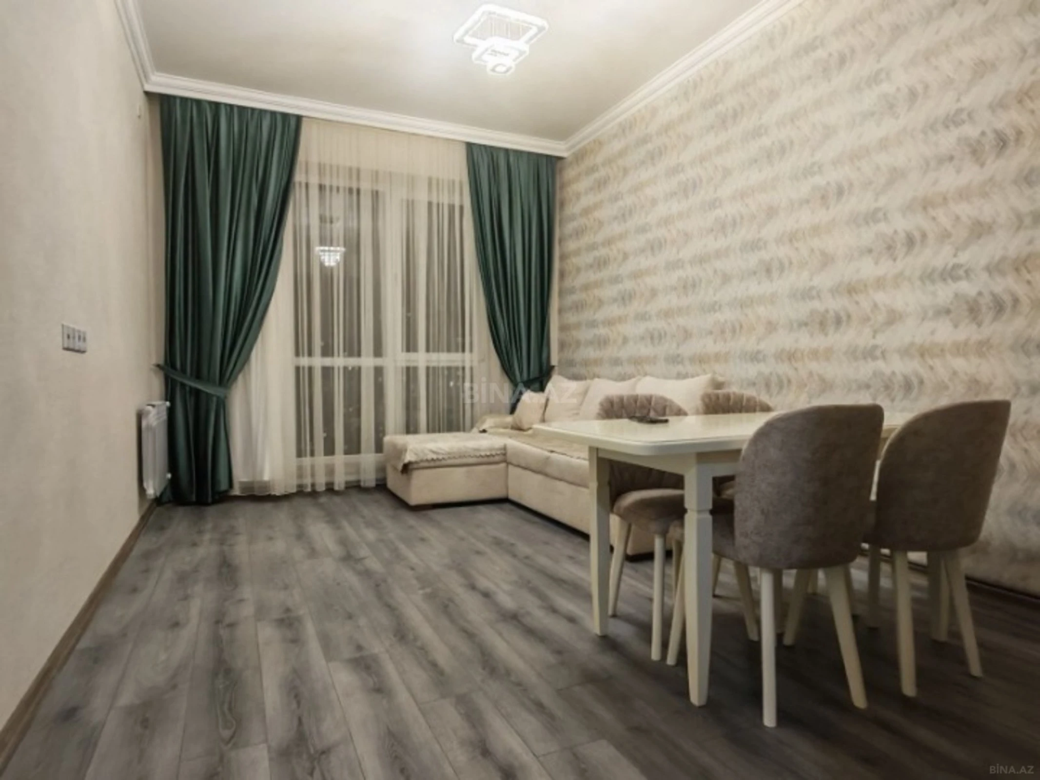 Kirayə verilir 2 otaqlı mənzil 60 m²