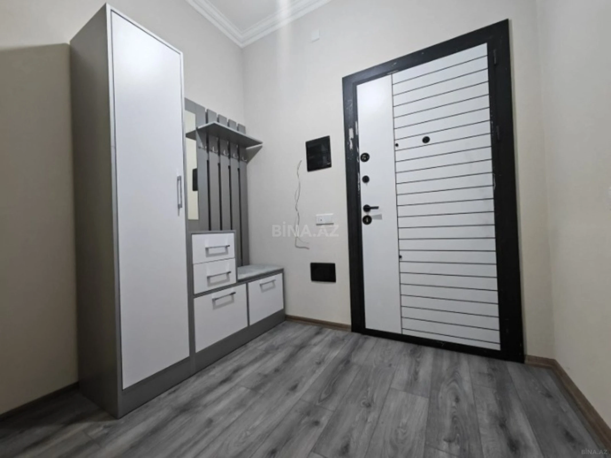 Kirayə verilir 2 otaqlı mənzil 60 m²