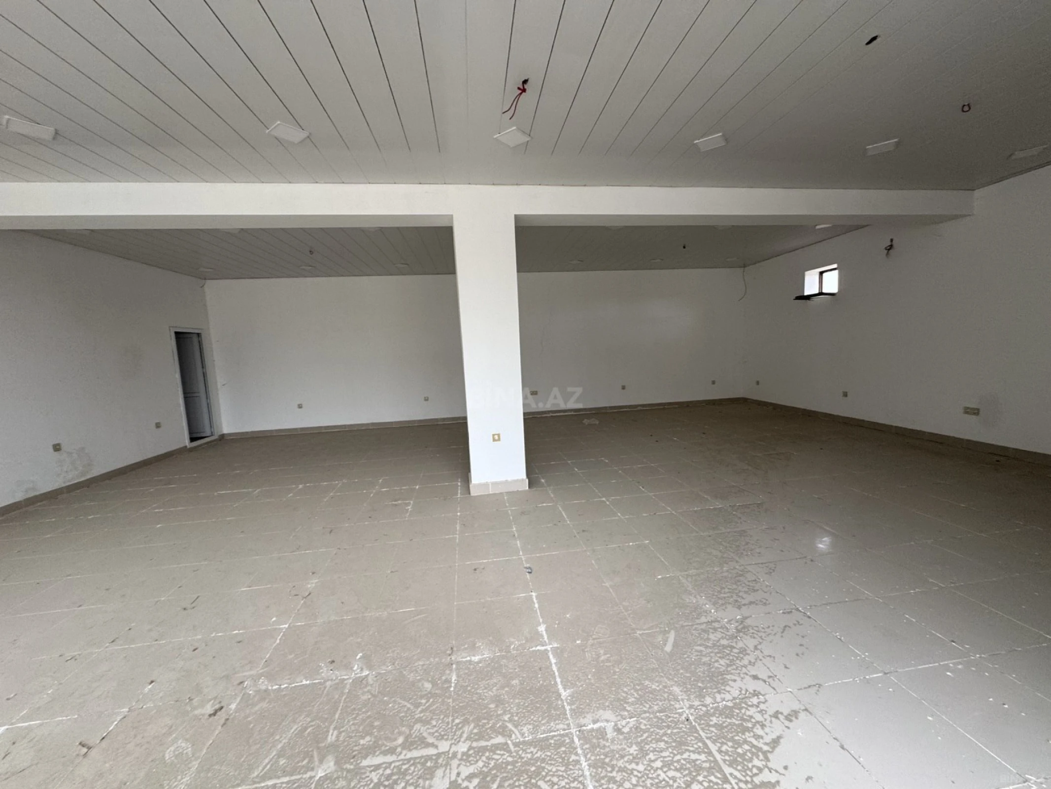 Satılır obyekt 280 m²