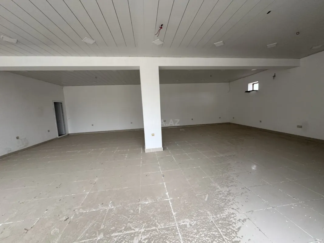 Satılır obyekt 280 m²