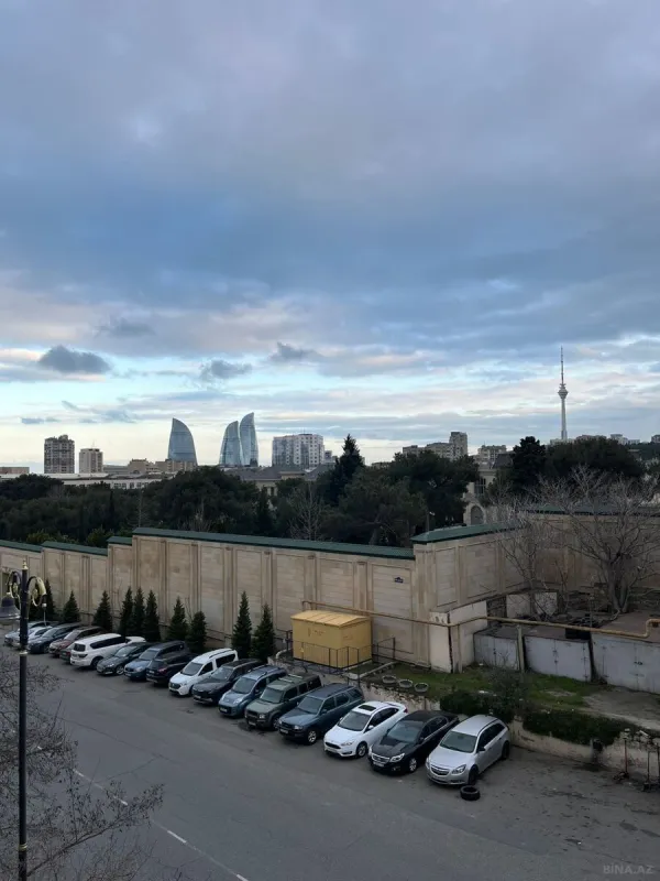 Satılır 1 otaqlı mənzil 35 m²