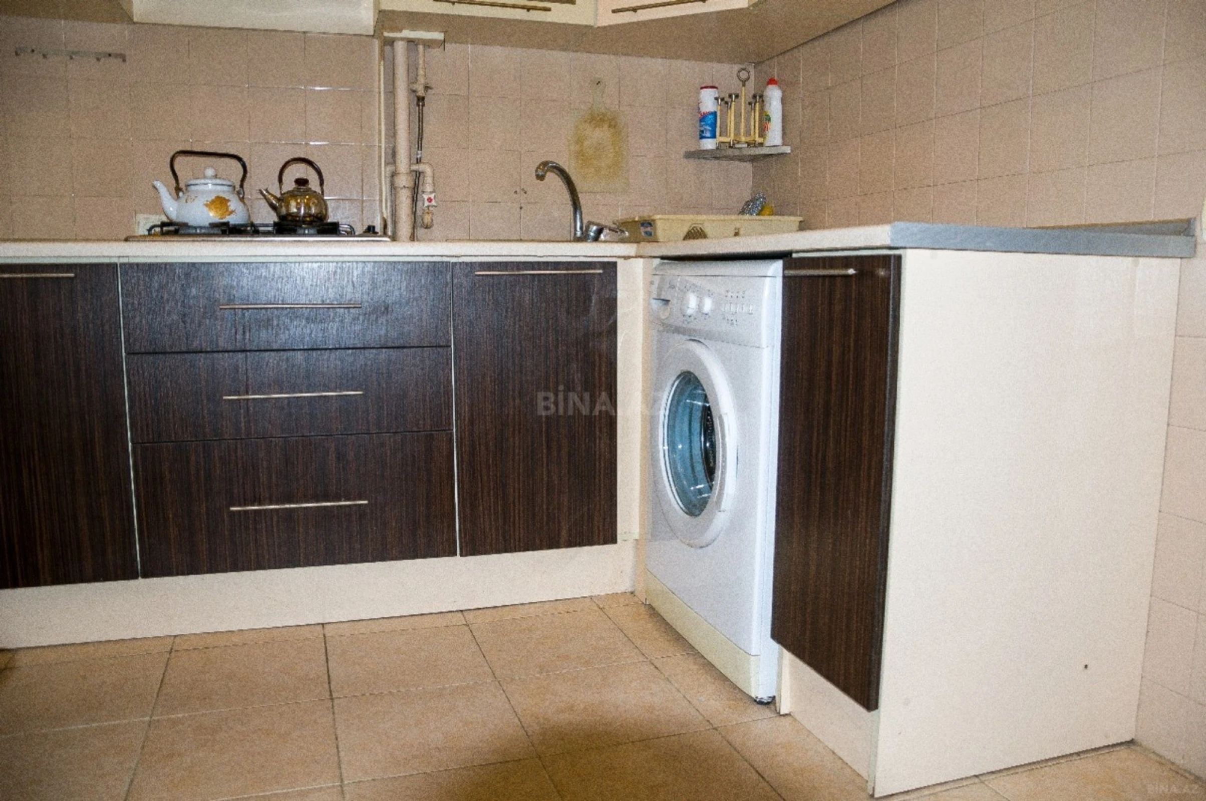 Kirayə verilir 2 otaqlı mənzil 60 m²