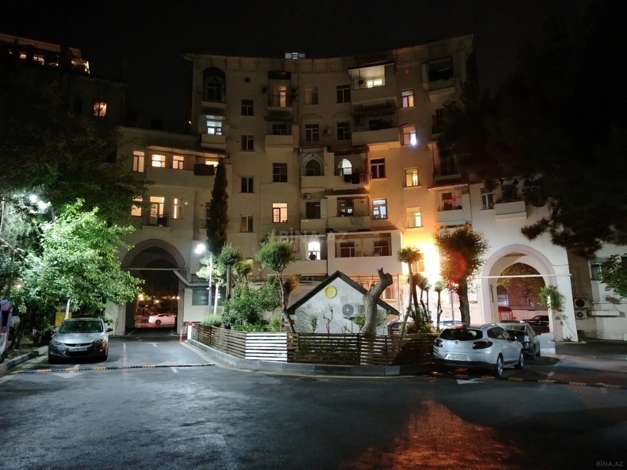 Kirayə verilir 2 otaqlı mənzil 60 m²