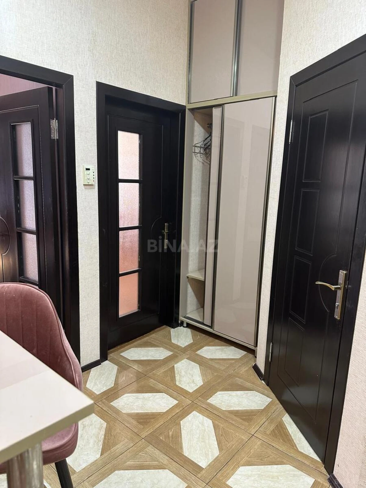 Kirayə verilir 2 otaqlı mənzil 60 m²