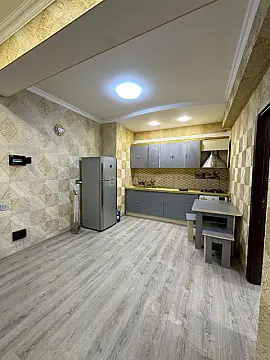 Satılır 2 otaqlı mənzil 70 m²