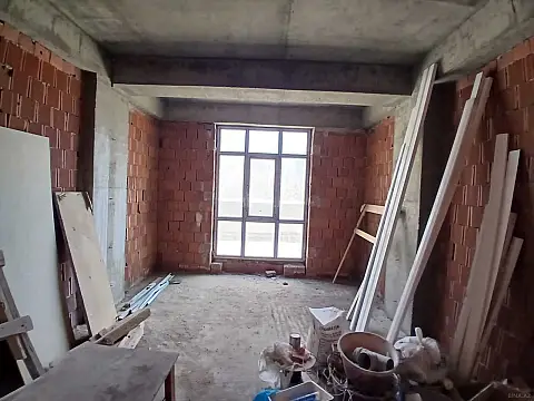 Satılır 3 otaqlı mənzil 110 m²