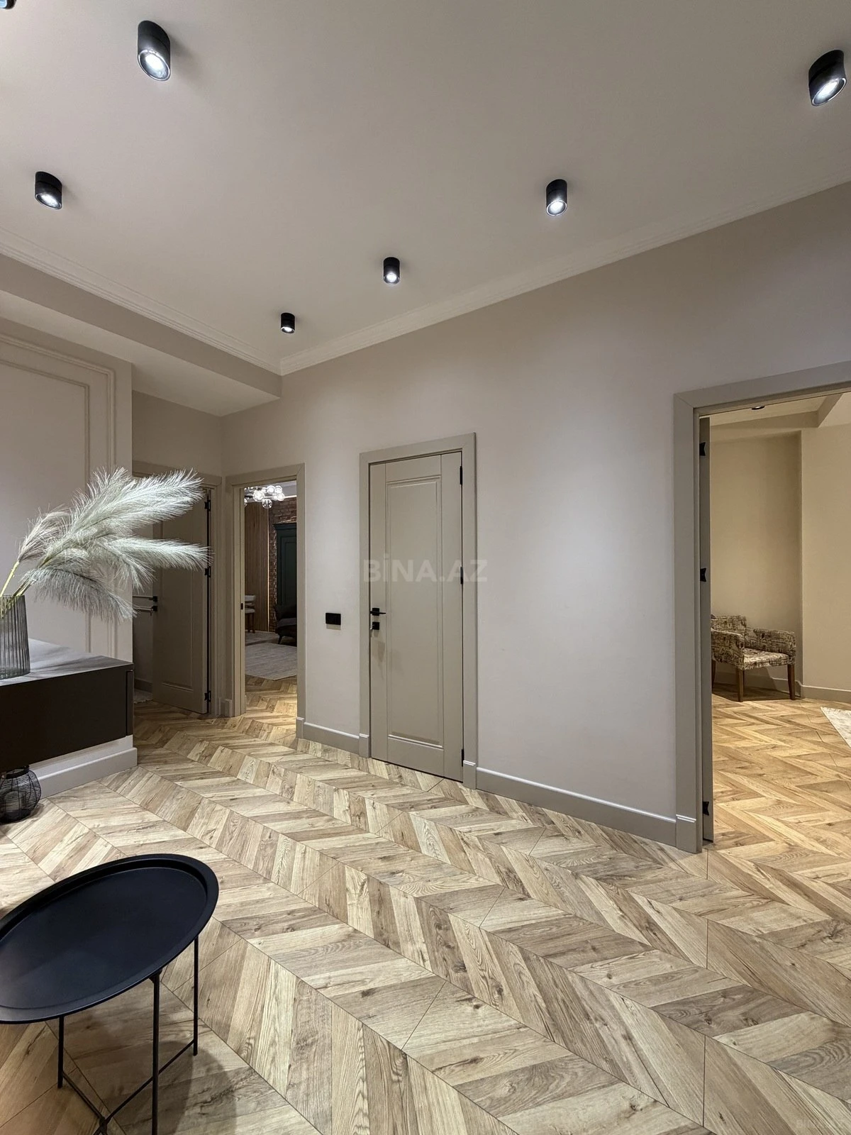 Satılır 3 otaqlı mənzil 105 m²