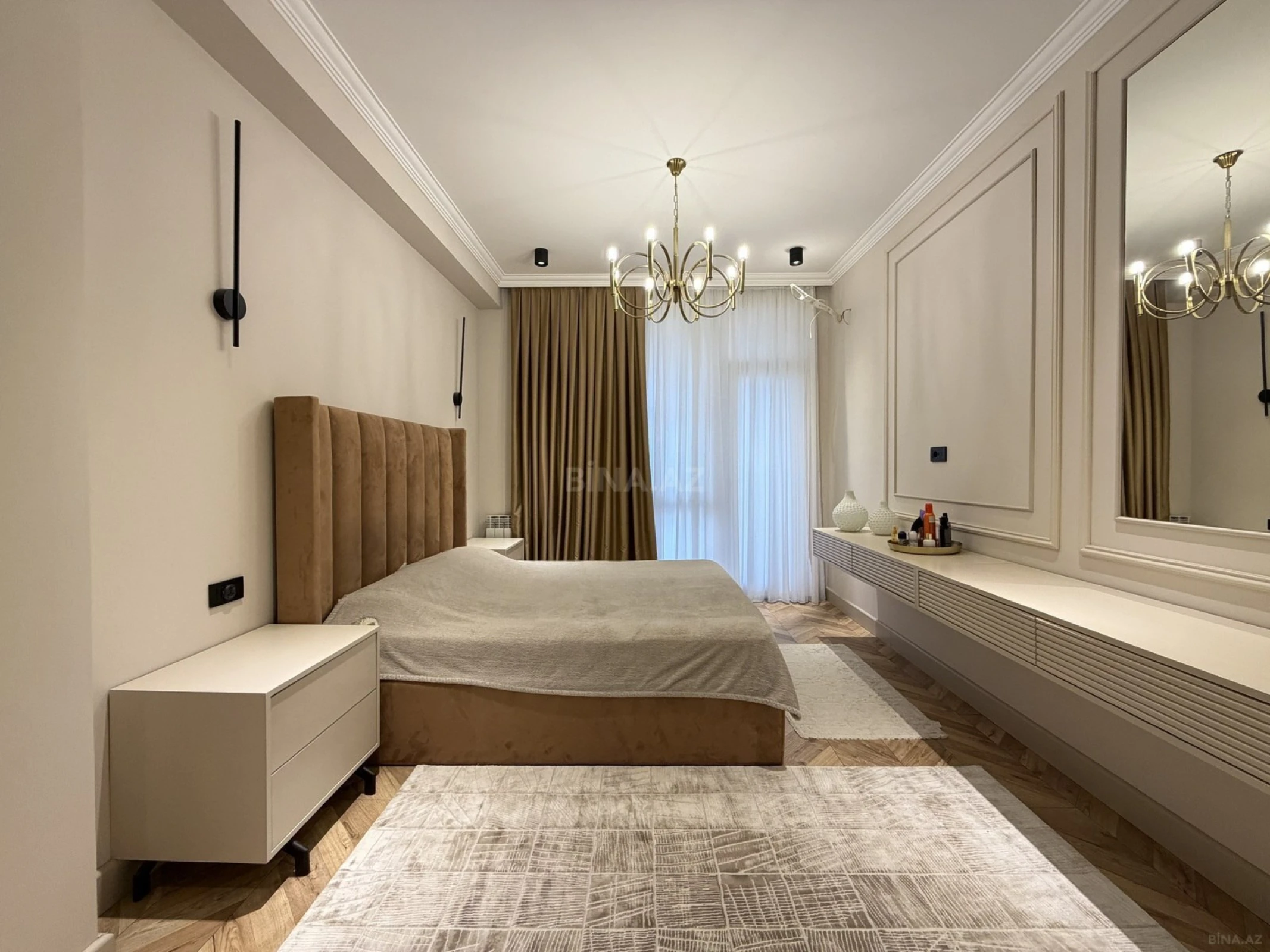 Satılır 3 otaqlı mənzil 105 m²