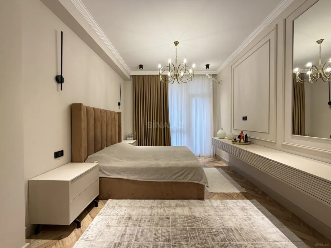 Satılır 3 otaqlı mənzil 105 m²