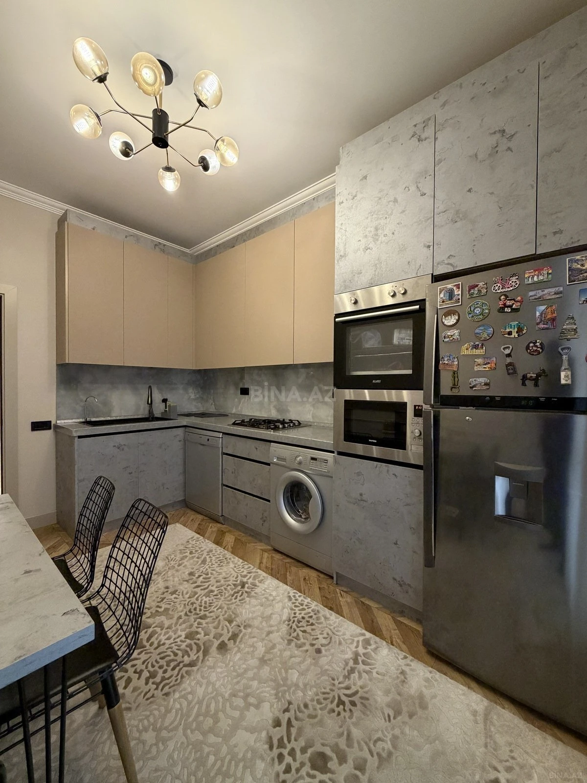 Satılır 3 otaqlı mənzil 105 m²