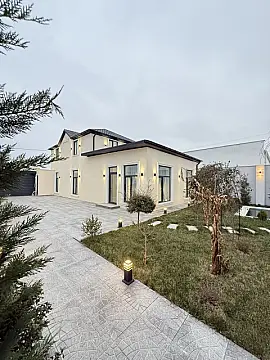 Satılır 4 otaqlı həyət evi 150 m²