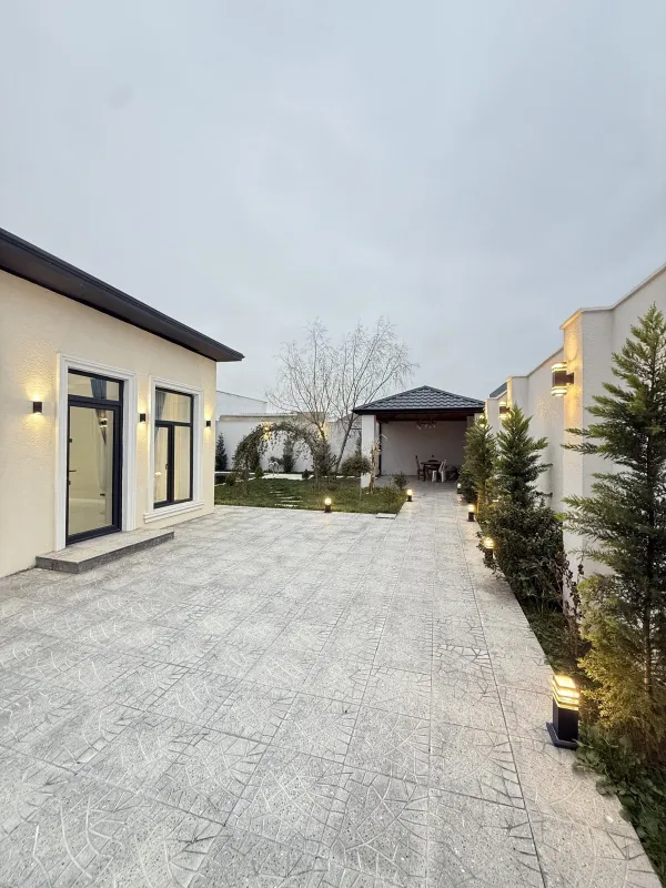 Satılır 4 otaqlı həyət evi 150 m²