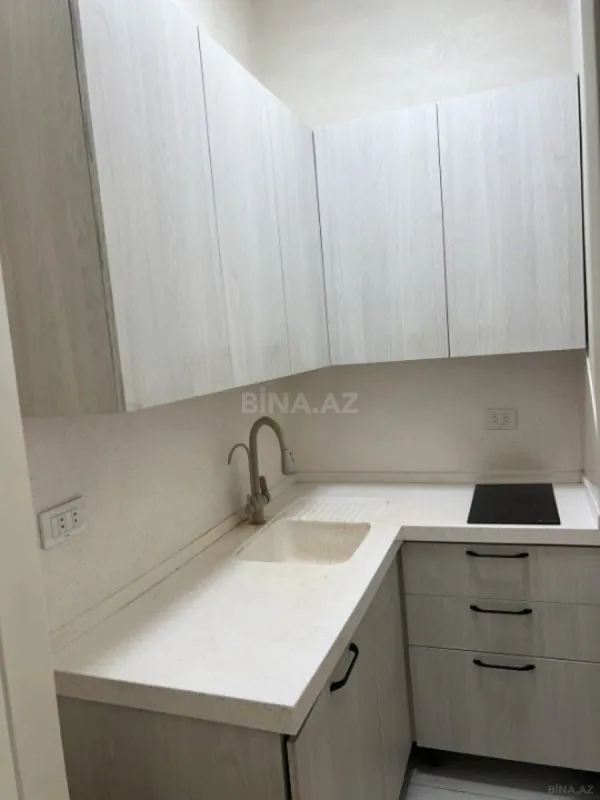 Satılır 3 otaqlı mənzil 108 m²