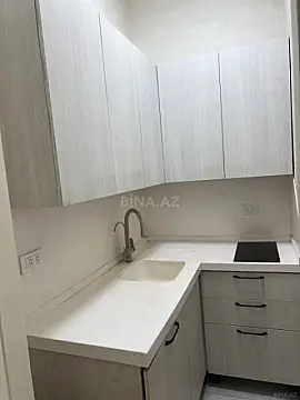 Satılır 3 otaqlı mənzil 108 m²