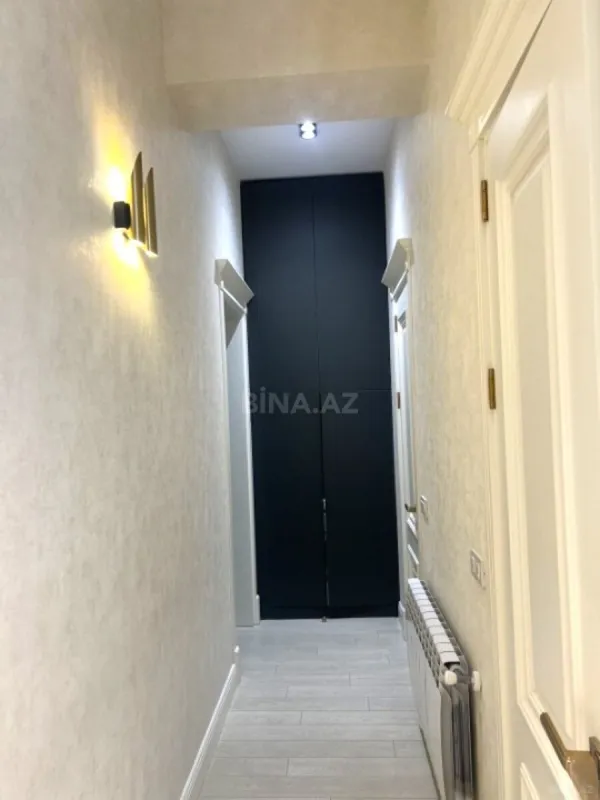 Satılır 3 otaqlı mənzil 108 m²
