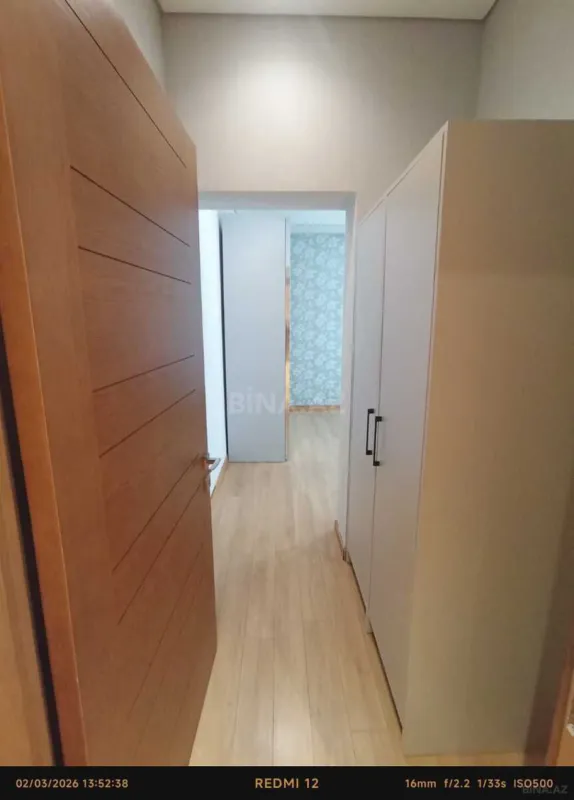 Kirayə verilir 2 otaqlı mənzil 101 m²