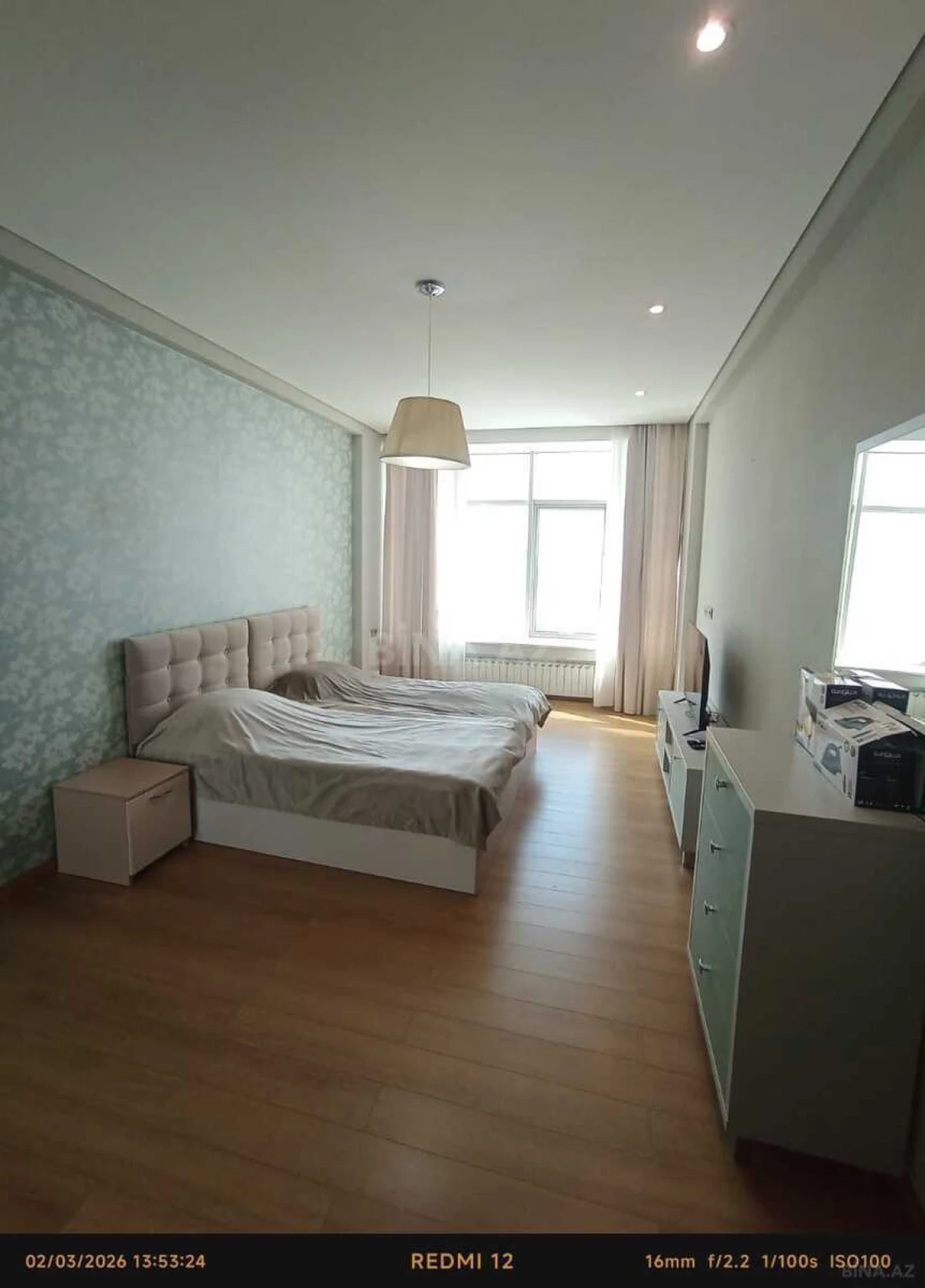 Kirayə verilir 2 otaqlı mənzil 101 m²