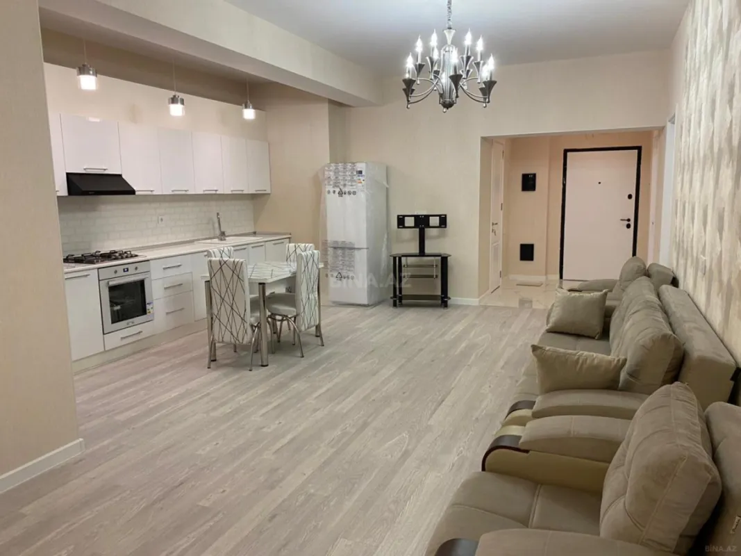 Kirayə verilir 2 otaqlı mənzil 85 m²