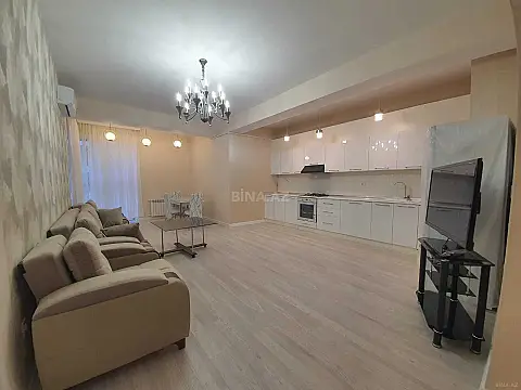 Kirayə verilir 2 otaqlı mənzil 85 m²