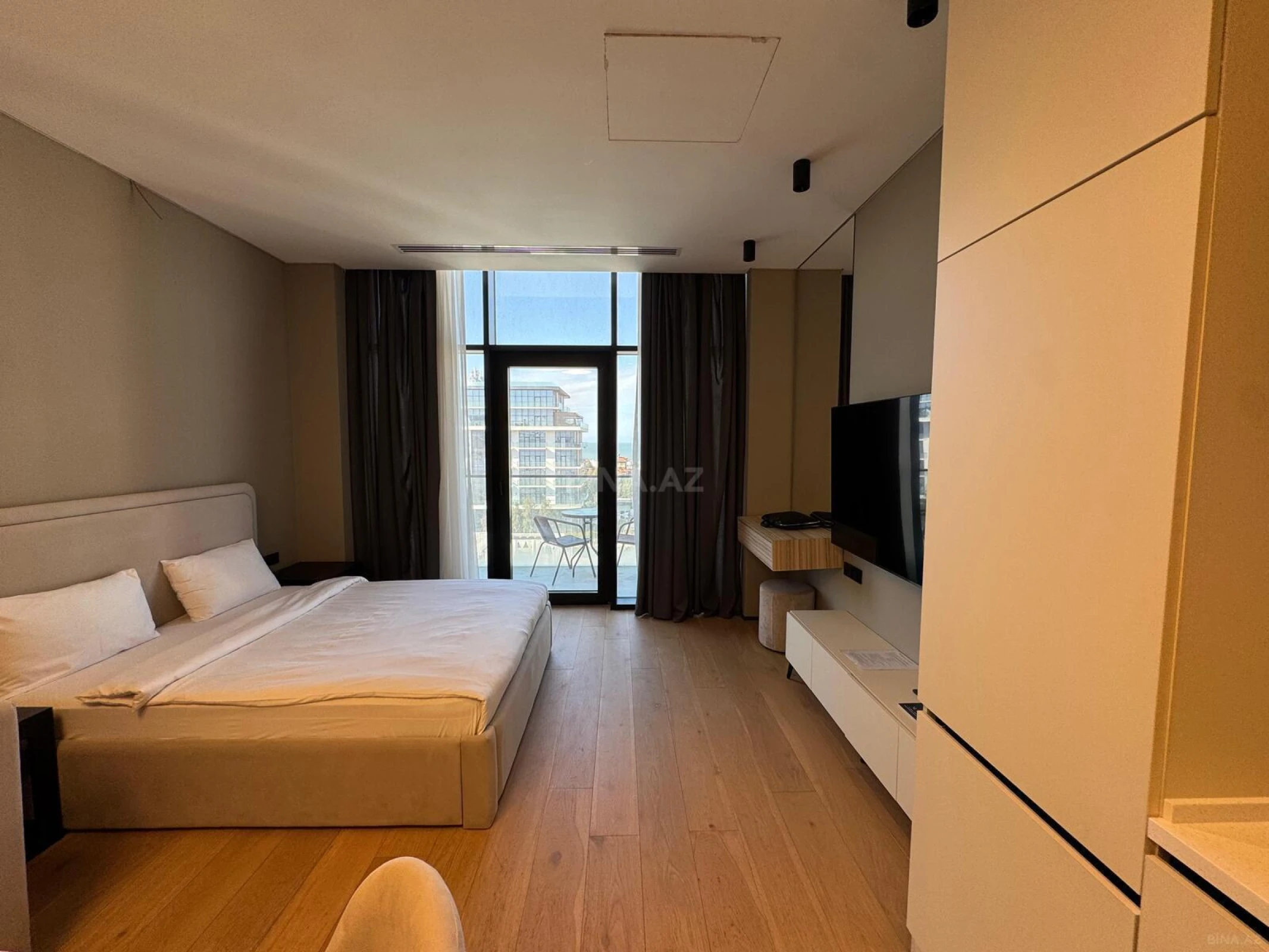 Kirayə verilir 1 otaqlı mənzil 52 m²