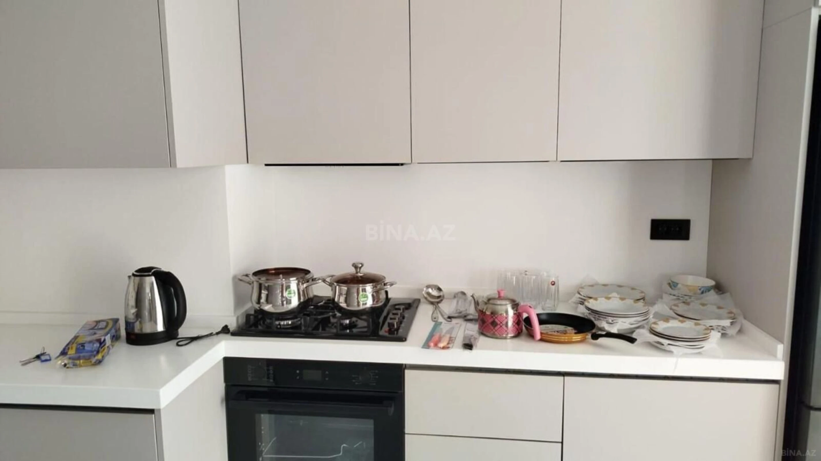 Kirayə verilir 3 otaqlı mənzil 125 m²