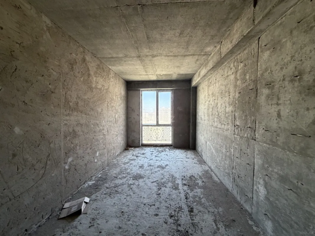 Satılır 2 otaqlı mənzil 97 m²