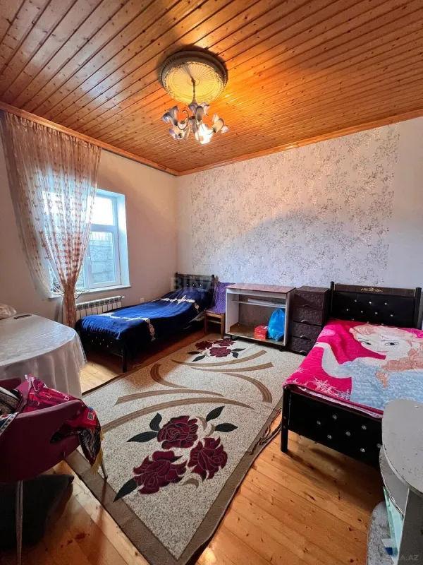 Satılır 3 otaqlı həyət evi 100 m²