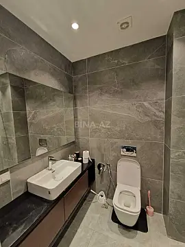 Kirayə verilir 2 otaqlı mənzil 95 m²