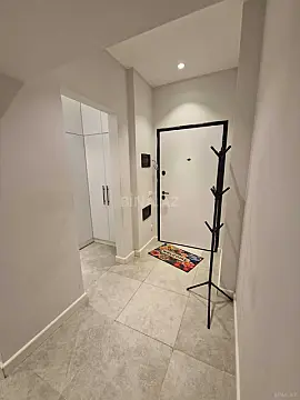Kirayə verilir 2 otaqlı mənzil 95 m²