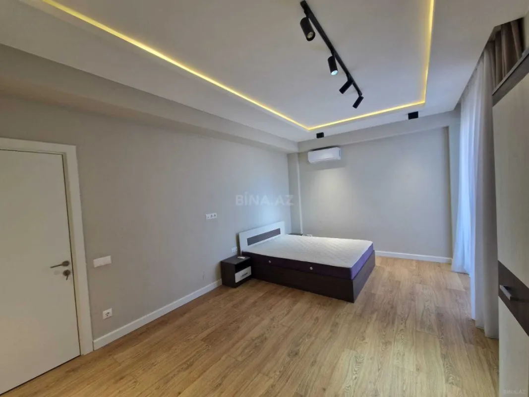Kirayə verilir 2 otaqlı mənzil 95 m²