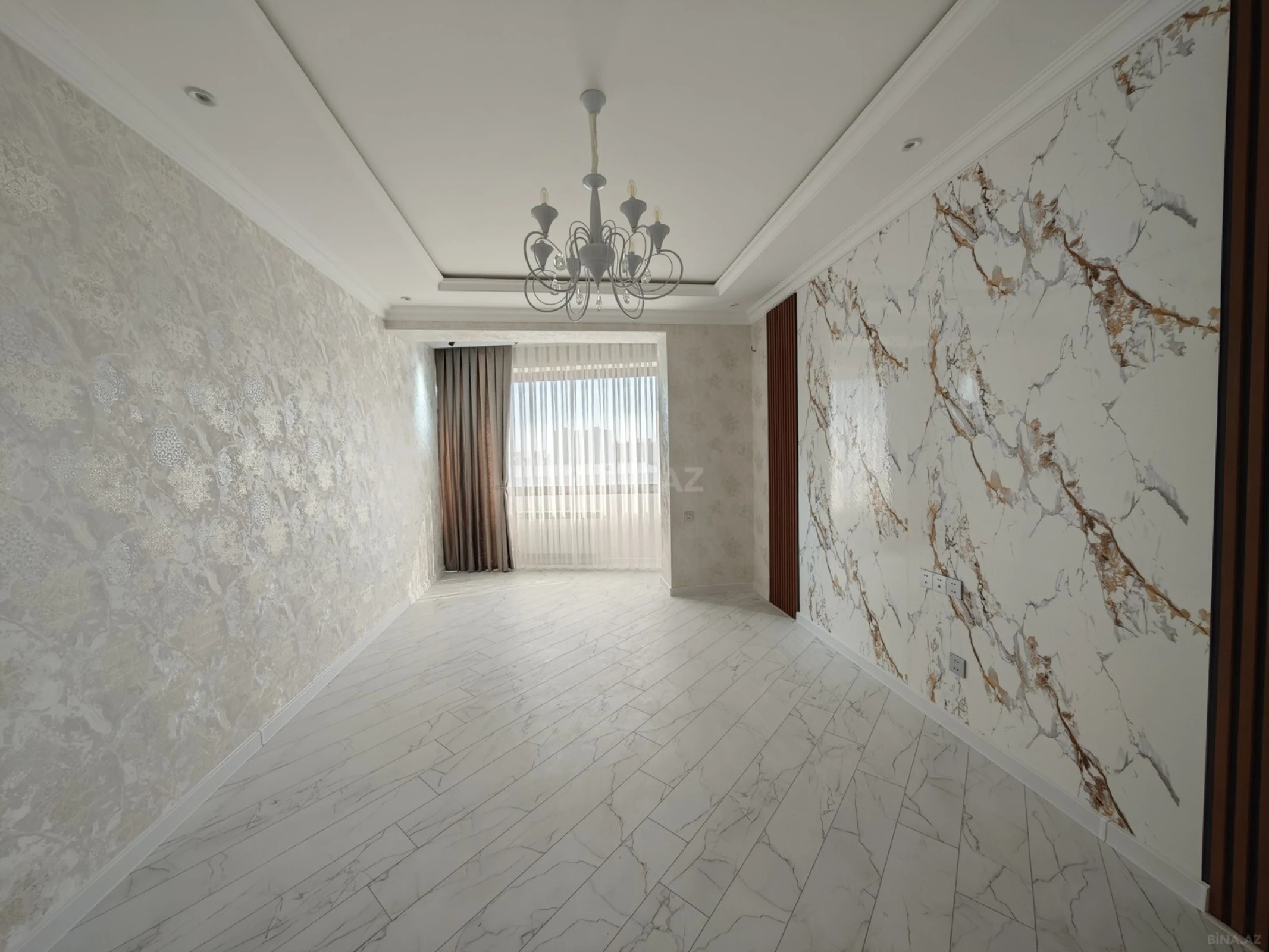 Satılır 2 otaqlı mənzil 88 m²