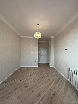 Satılır 5 otaqlı mənzil 192 m²