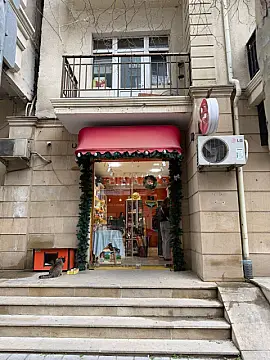 Satılır obyekt 67 m²