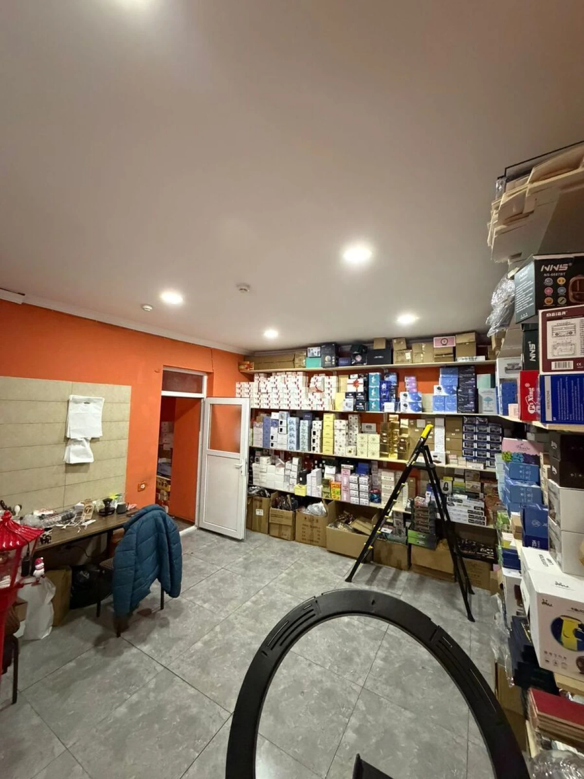 Satılır obyekt 67 m²