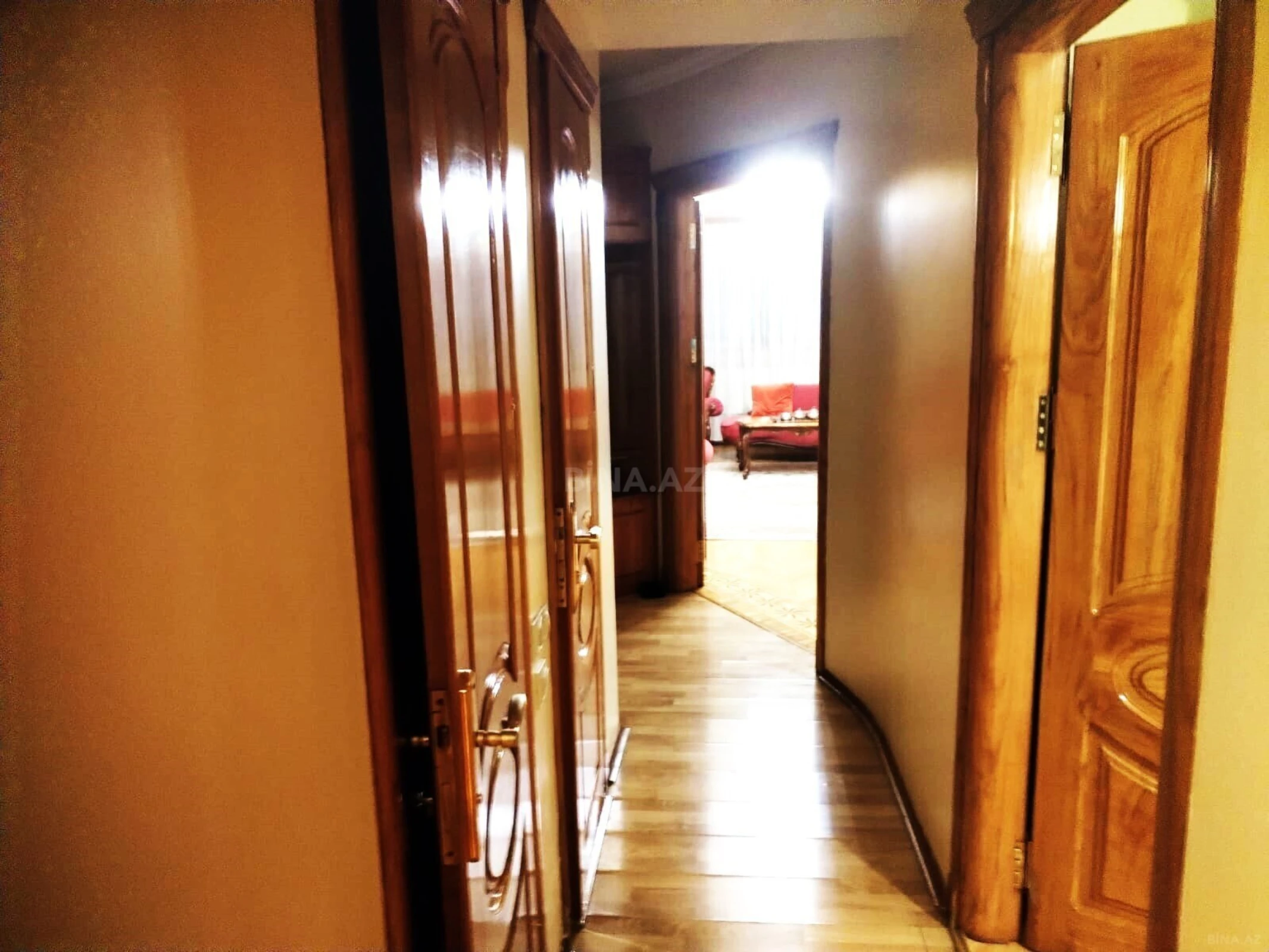 Satılır 3 otaqlı mənzil 100 m²