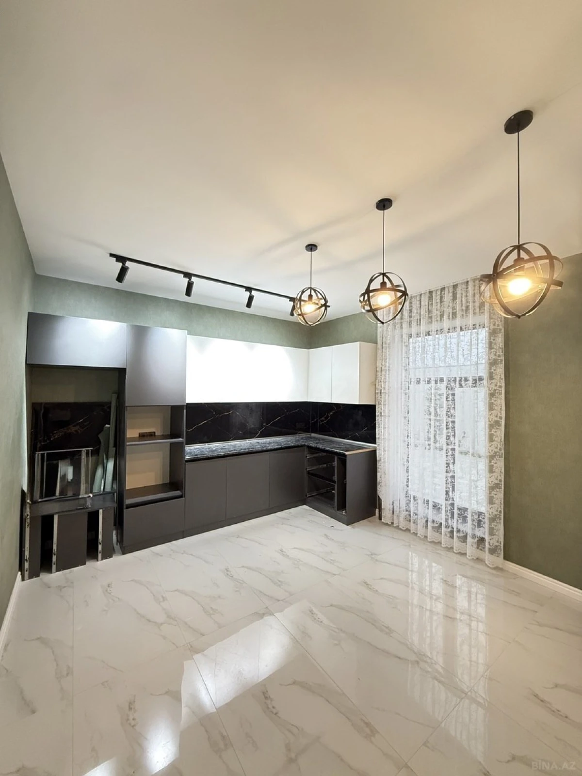 Satılır 4 otaqlı həyət evi 150 m²