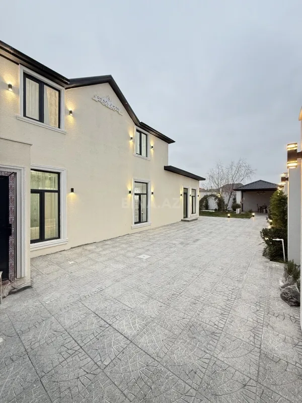 Satılır 4 otaqlı həyət evi 150 m²