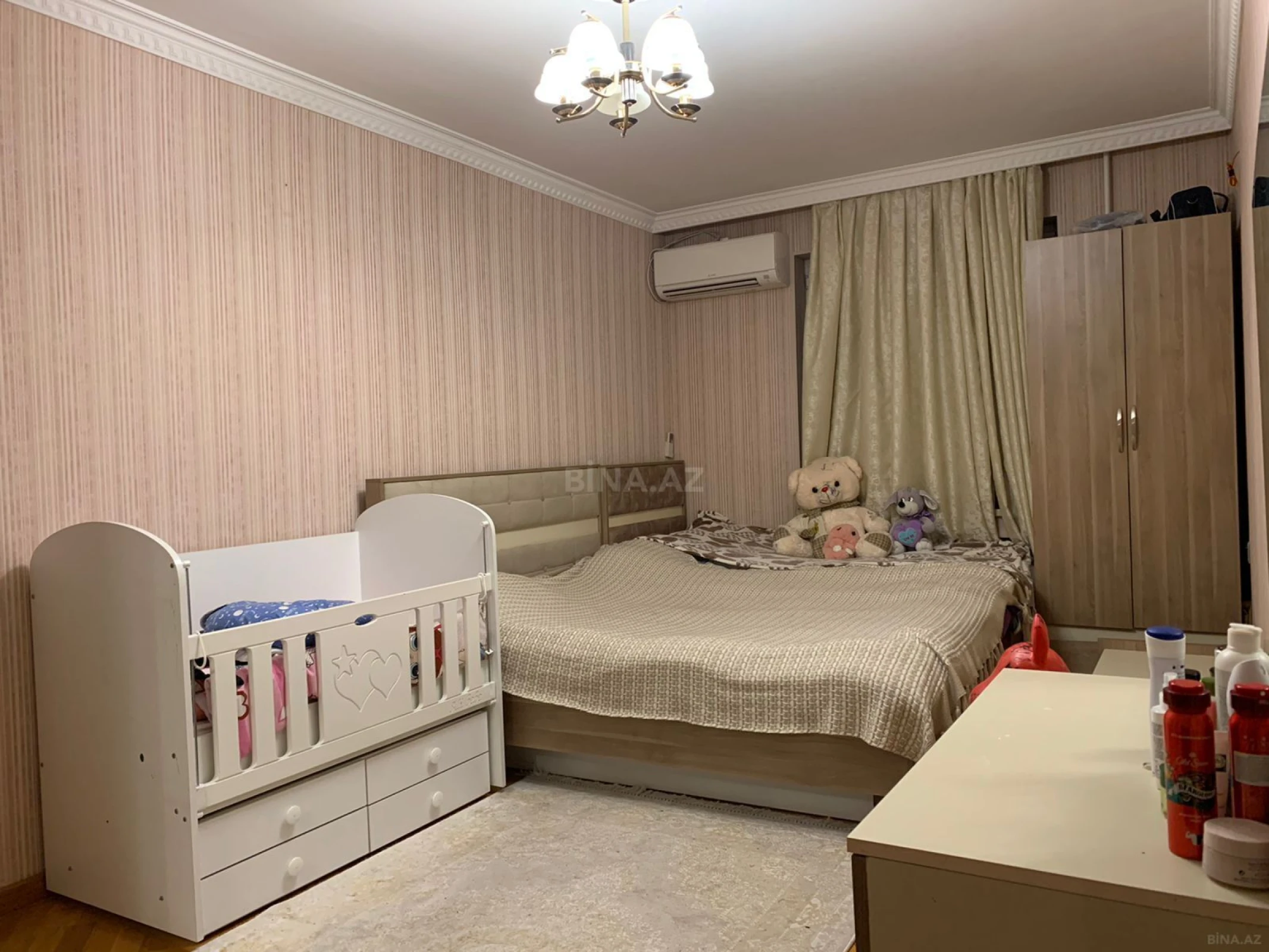 Satılır 2 otaqlı mənzil 60 m²