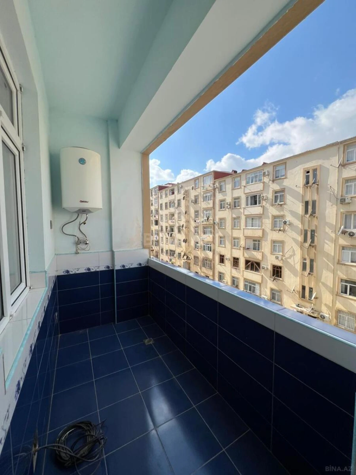 Satılır 2 otaqlı mənzil 55 m²