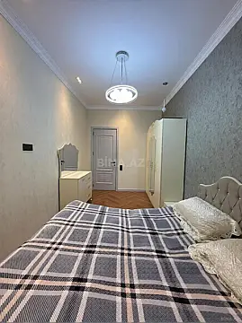 Kirayə verilir 2 otaqlı mənzil 90 m²