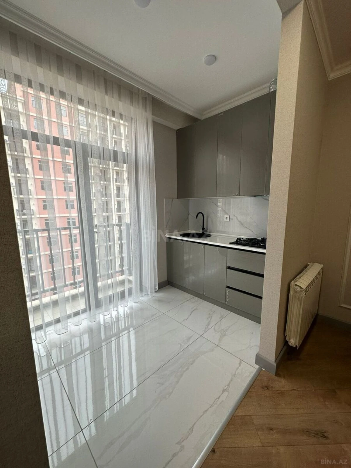 Kirayə verilir 2 otaqlı mənzil 68 m²