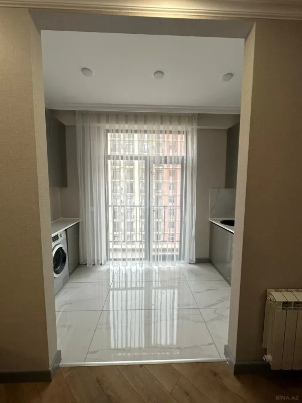 Kirayə verilir 2 otaqlı mənzil 68 m²